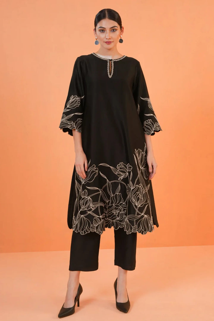 Origani Black Oasis Suit Set