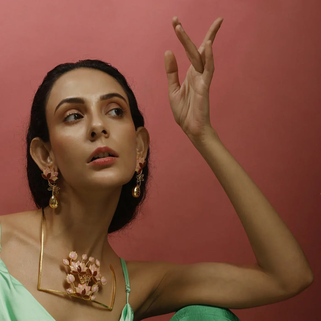 Statera Blume Earrings