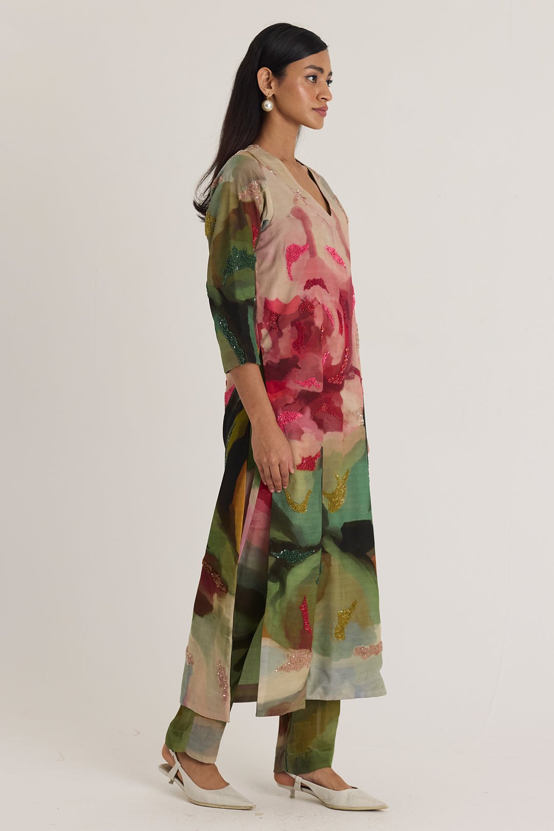 Tilly Embroidered Long V Neck Kurta Set