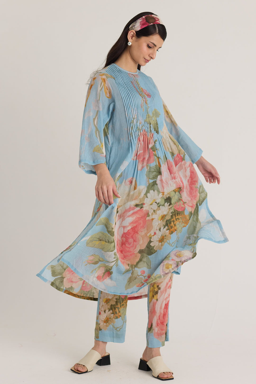 Taffy Pintucks Kurta Set