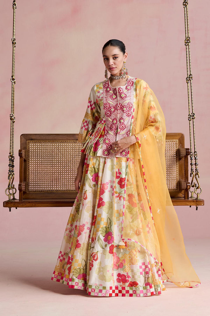 Asvi Lehenga Set