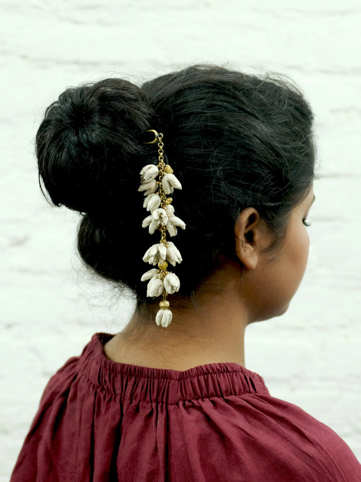 White Brocade Juda Pin