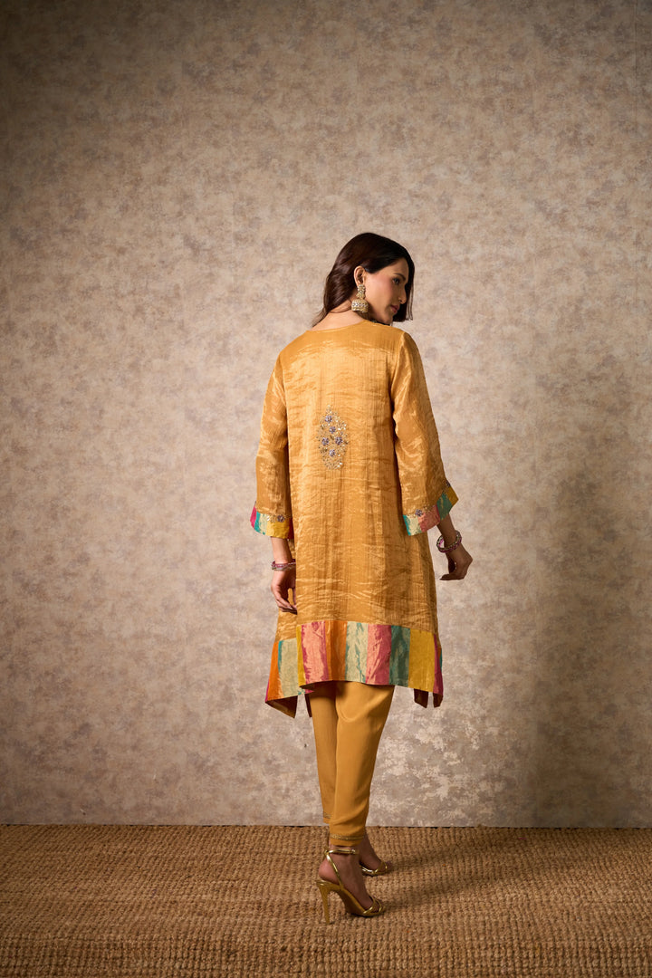 Zing Ochre Kurta (Set of 2)